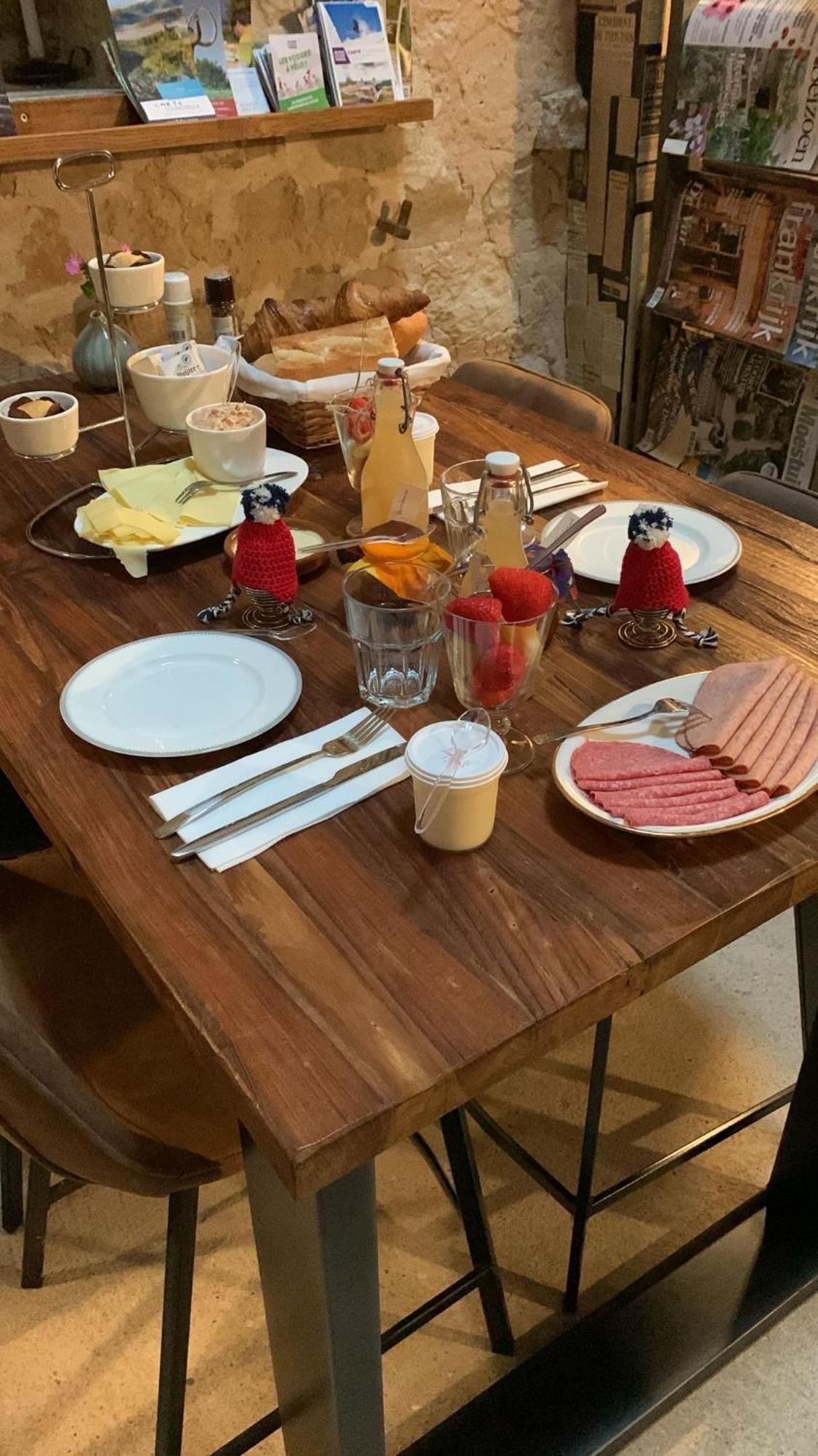 Maison Le Haut Fee Serecourt ภายนอก รูปภาพ